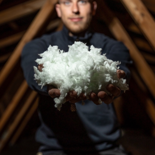 Isolering af hus i Høng med fokus på mindre varmetab