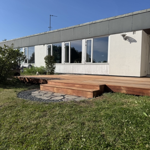 Opbygning af træterrasse i Sorø og Dianalund med fokus på funktion og finish