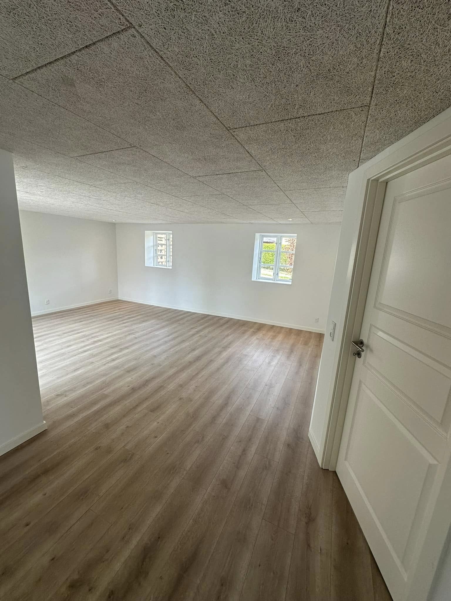 Nyt gulv på Vestsjælland udført med fokus på komfort, kvalitet og et flot udtryk